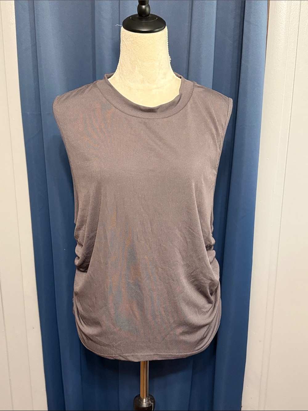 Cider Sleeveless Ribbed Tank Top - Gray
